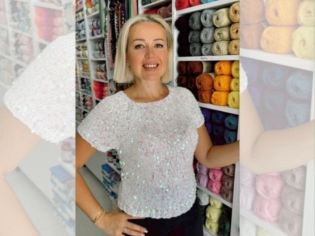 Yakadan Başlama Beyaz Shine Bluz